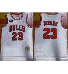 Men Chicago Bulls 23 Michael Jordan White 1997 98 NBA Finals Stitched Jersey Men Chicago Bulls 23 Michael Jordan White 1997 98 NBA Finals Stitched Jersey