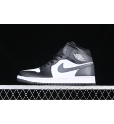 AIR JORDAN 1 MID DQ8426 001