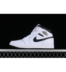 AIR JORDAN 1 MID DQ8426 132